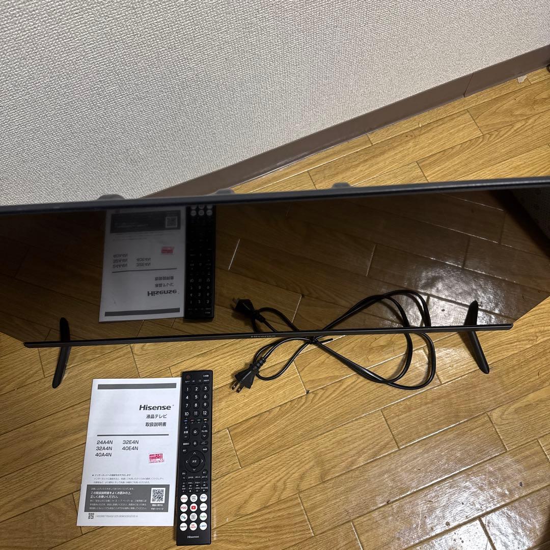 2024年製Hisenseリモコン付き　32V型液晶スマートテレビ　32A4N