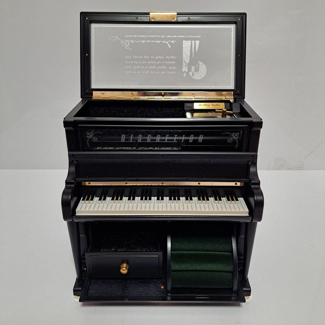 未使用　ビアノ型　ジュエリーボックス　小物入れ　オルゴール付き