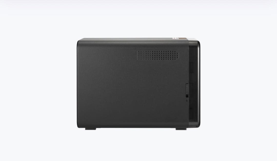 新品未開封！ QNAP TS-453Be NAS本体