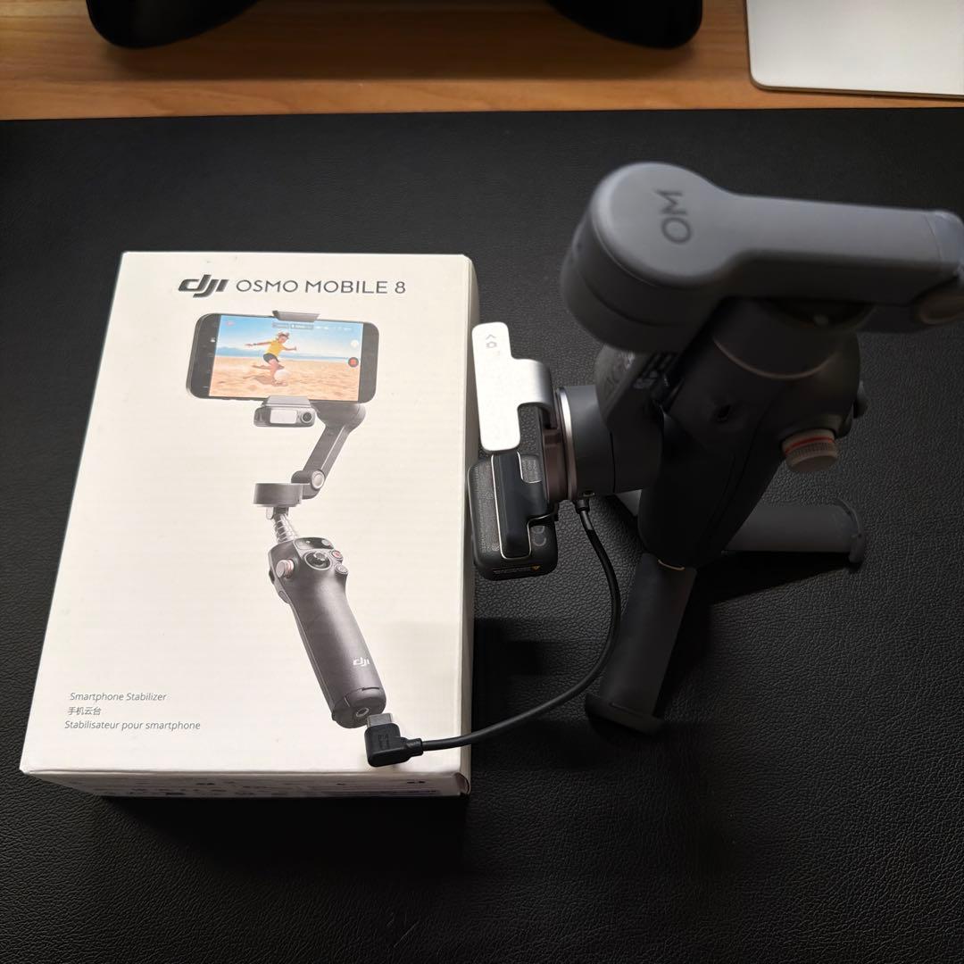 DJI Osmo Mobile 8 スマートフォンスタビライザー