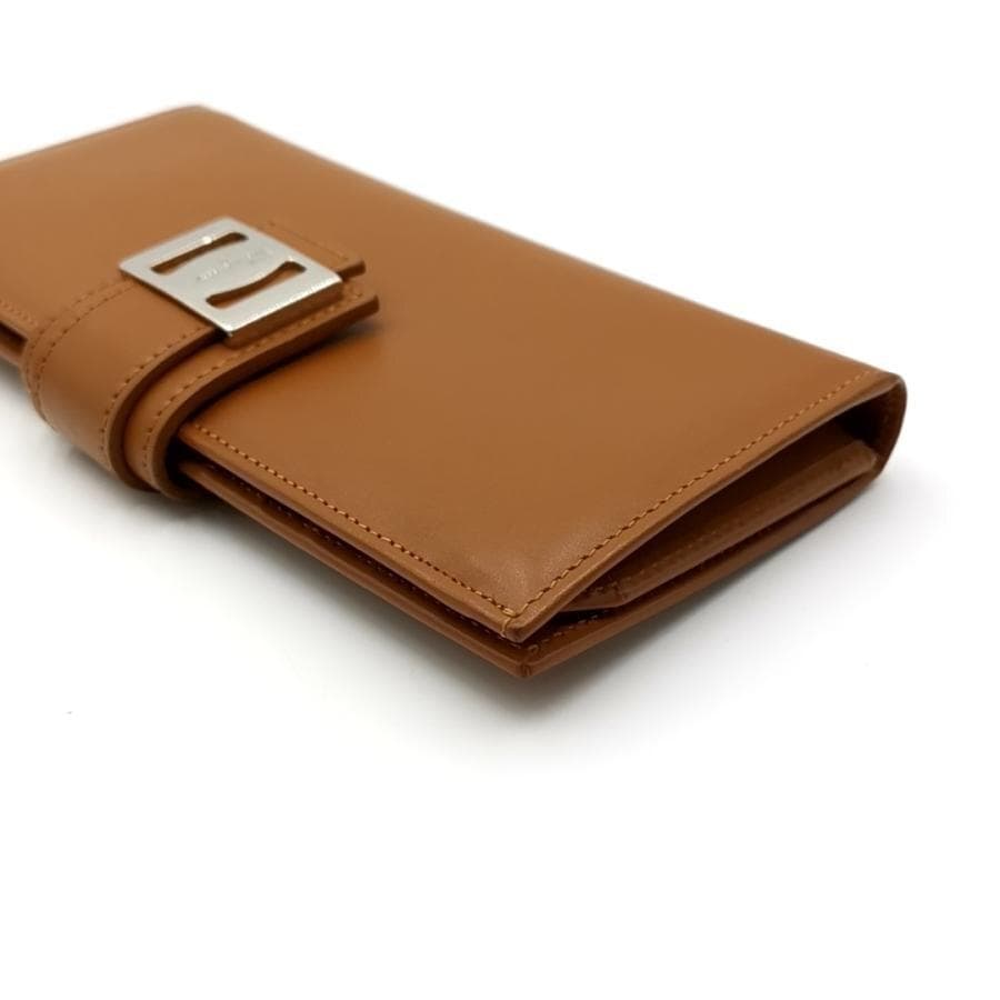 超美品 サルヴァトーレ フェラガモ 長財布 二つ折り ヴァラ 11-250983