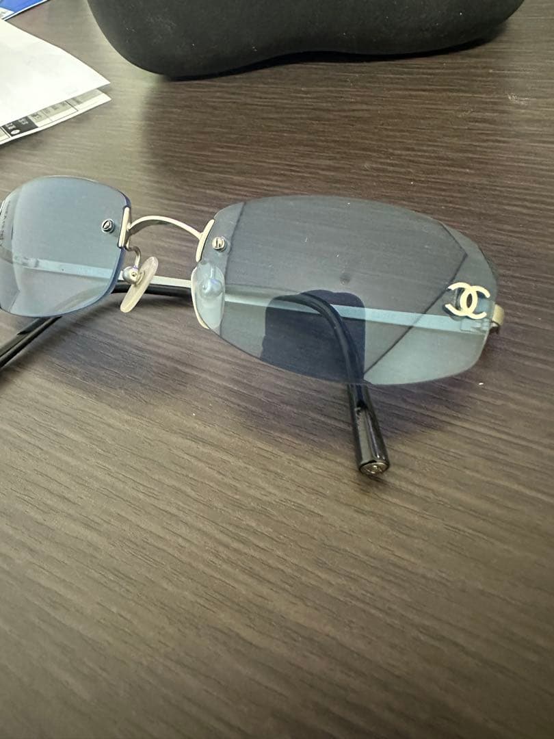 【BLACKPINKジェニー着用】CHANEL オーバル サングラス ケース付き