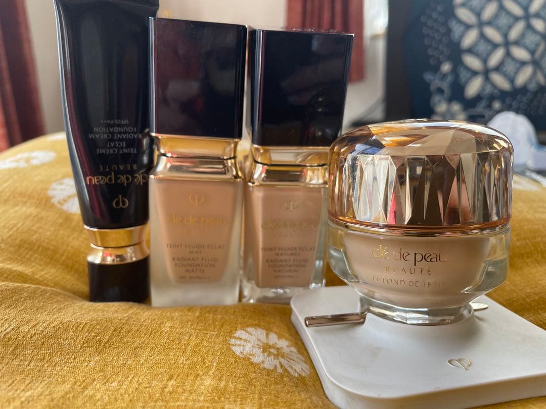 ジバンシイ　プリズム・リーブル　ルースパウダー　00 02ファンデーション