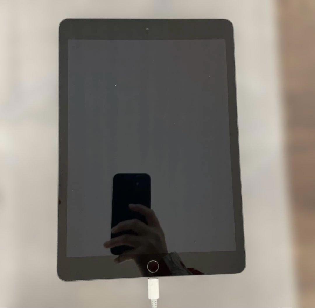 Apple iPad (第７世代) Wi-Fi 128GB スペースグレイ