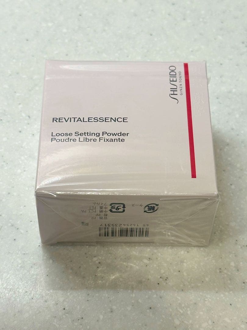 新品　SHISEIDO エッセンス スキンセッティング パウダー 03 資生堂