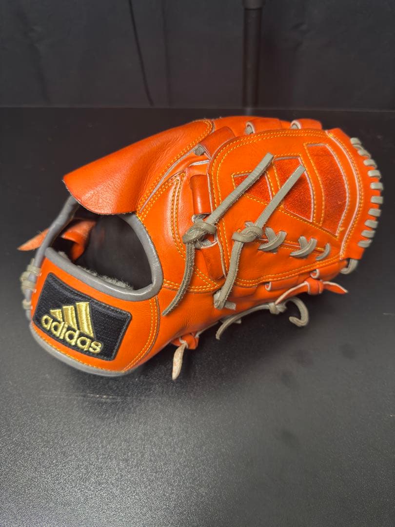 超貴重　早い者勝ち　アディダス　硬式投手用グローブ　斉藤和巳モデル