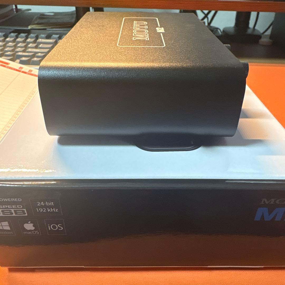 MOTU M2 オーディオインターフェイス➕おまけ
