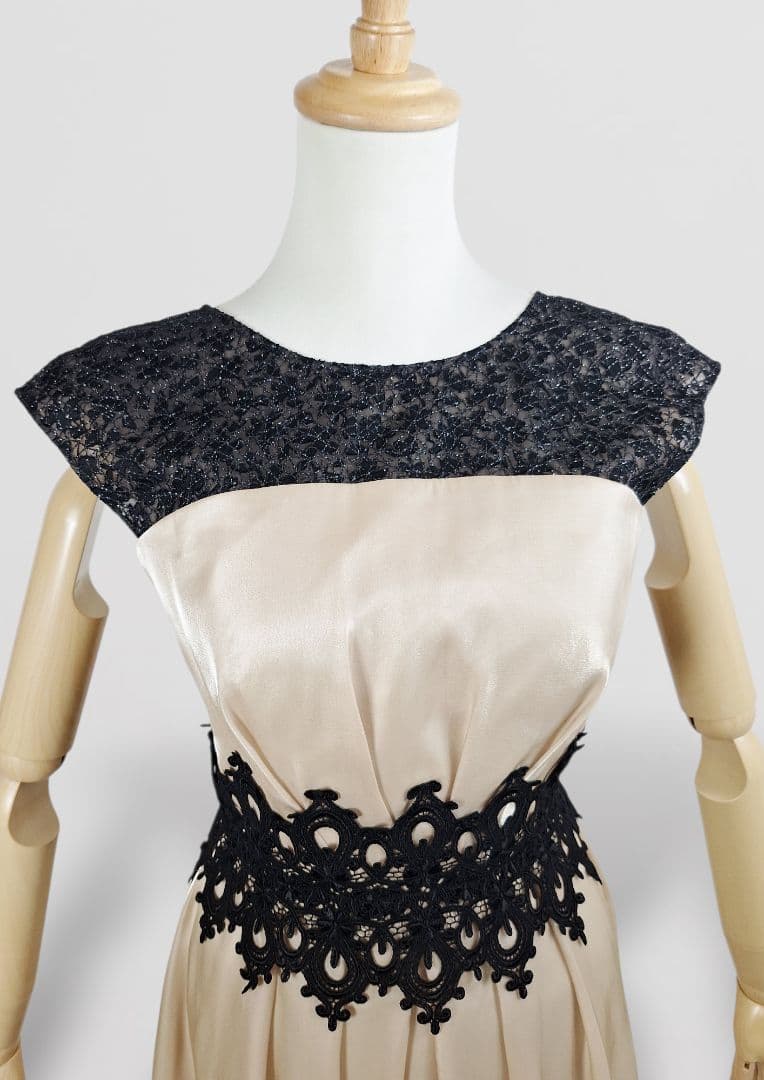 未使用　東京ソワールemotional dresses ドレスワンピース