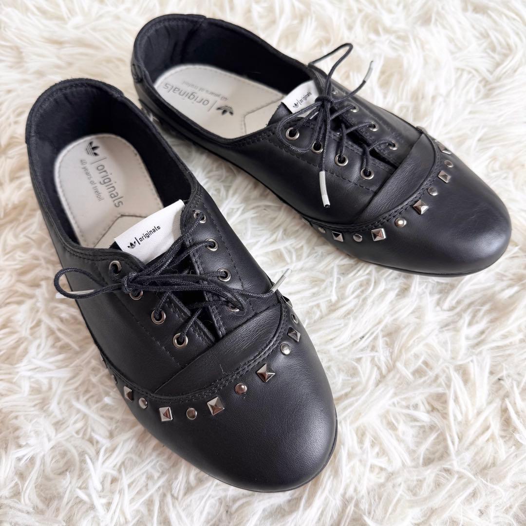 【新品】アディダス オリジナルス スタッズ レザー フラットシューズ 40周年