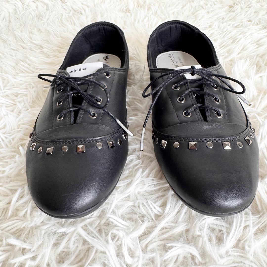 【新品】アディダス オリジナルス スタッズ レザー フラットシューズ 40周年