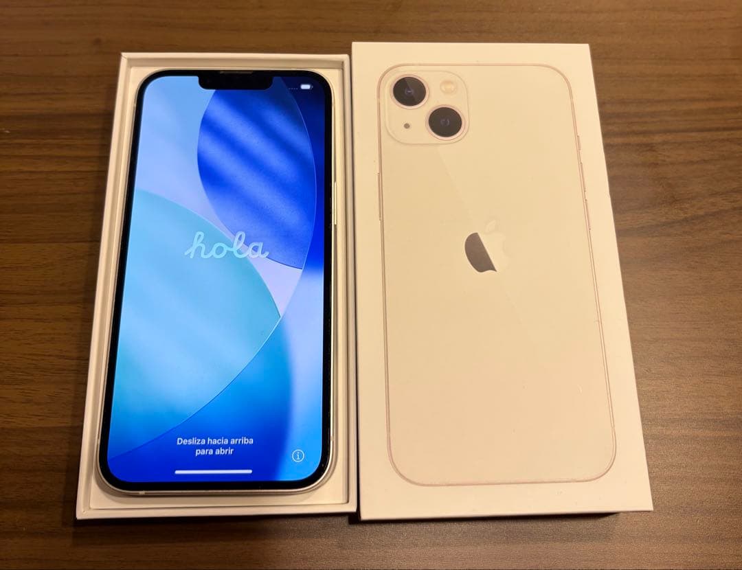 iPhone 13 128GB SIMフリー スターライト　ホワイト　白