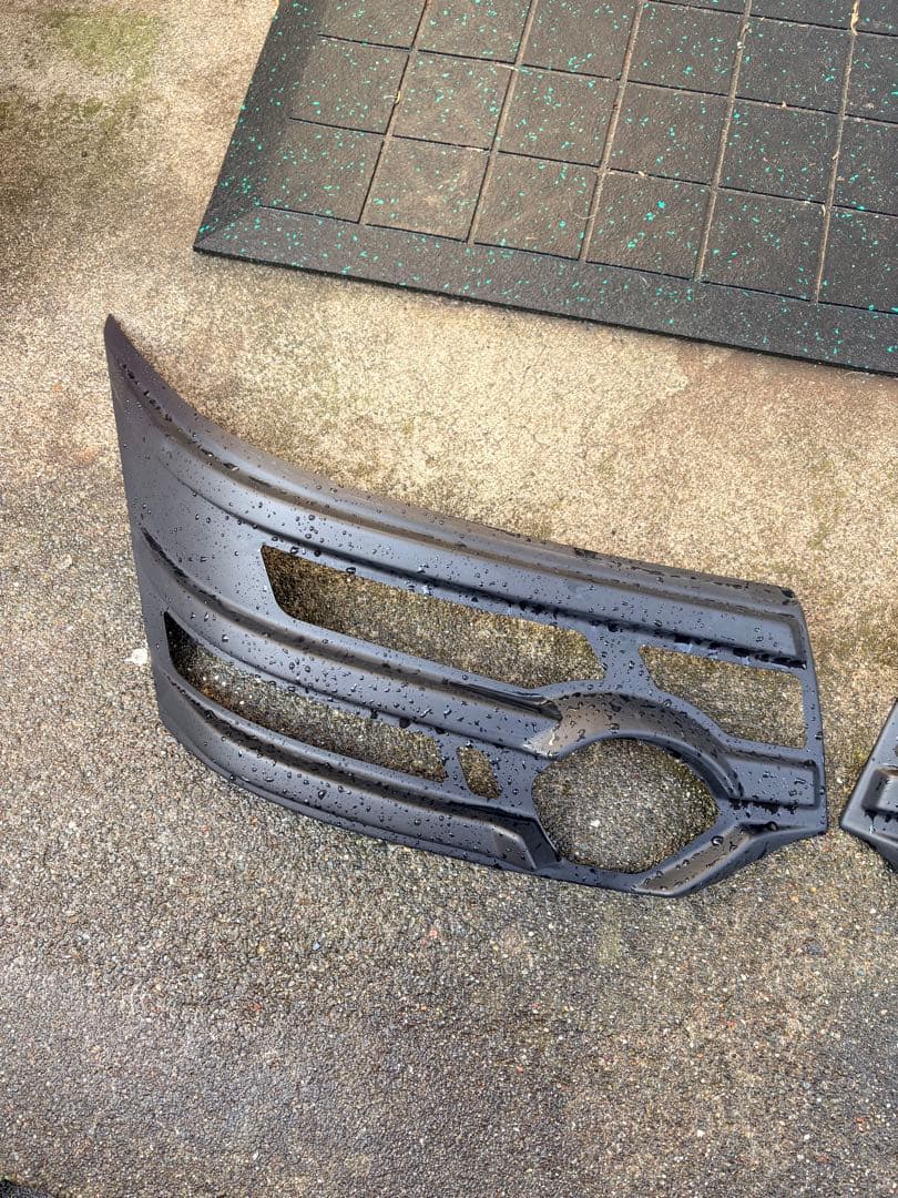 デリカ前期ヘッドライトカバー