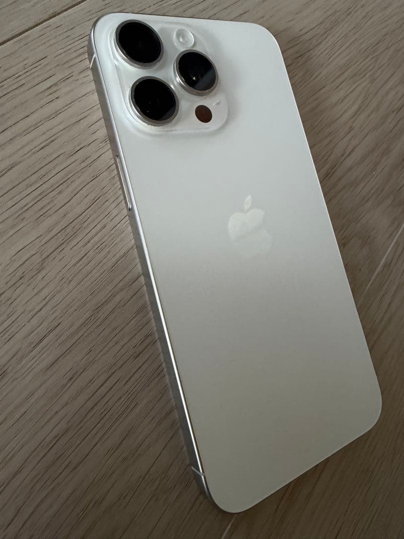 アイフォン15プロマックス　SIMフリー