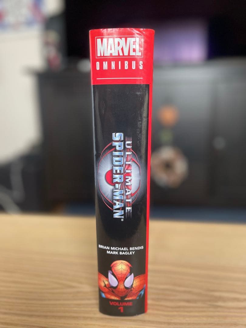 洋書 Ultimate Spider-Man Volume 1 Omnibus