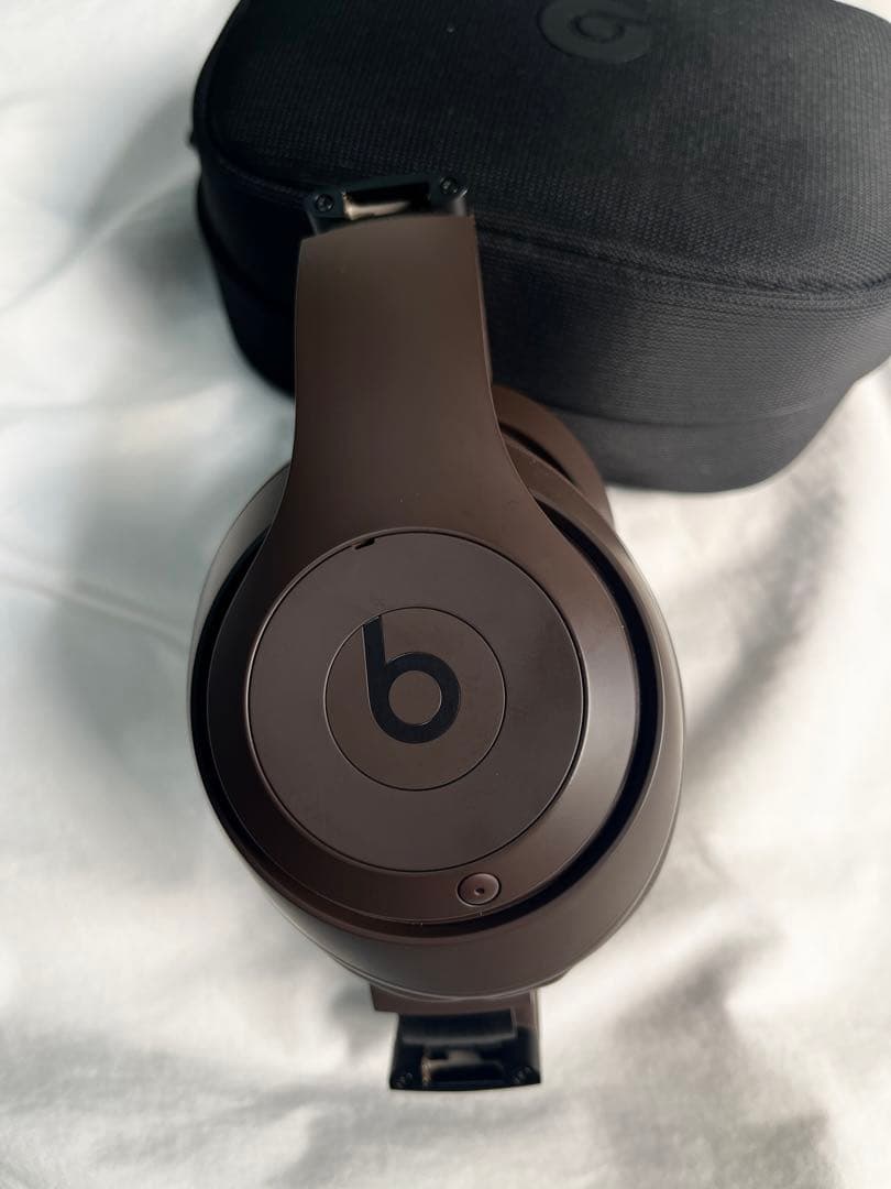 Beats Studio Pro / ディープブラウン