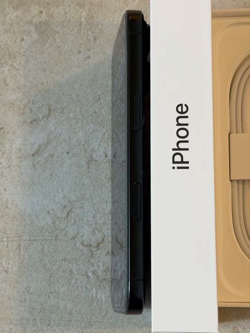 iPhone 16 Pro black 512GB SIMフリー