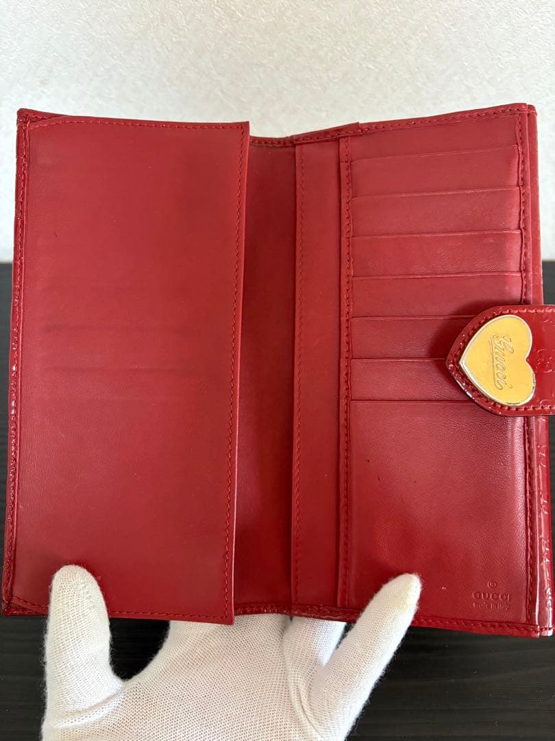 GUCCI エナメル長財布 赤