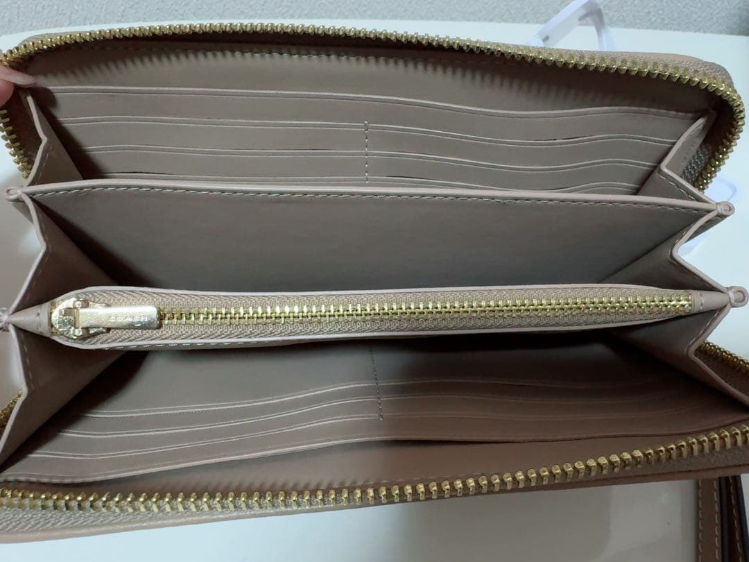 【新品・正規品】コーチ長財布