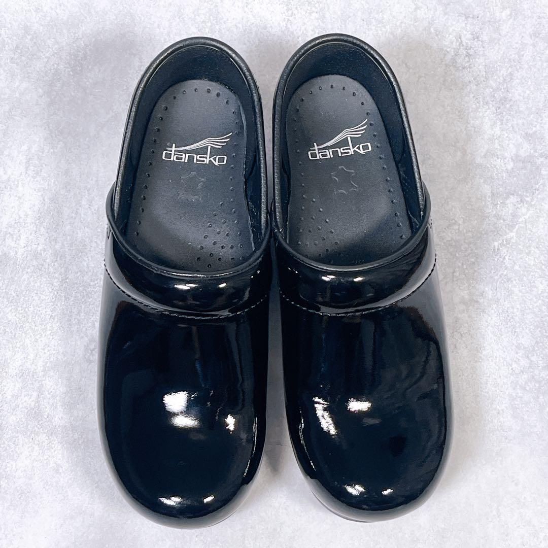 美品【ダンスコ】サボサンダル (36) プロフェッショナル　パテント　厚底　黒