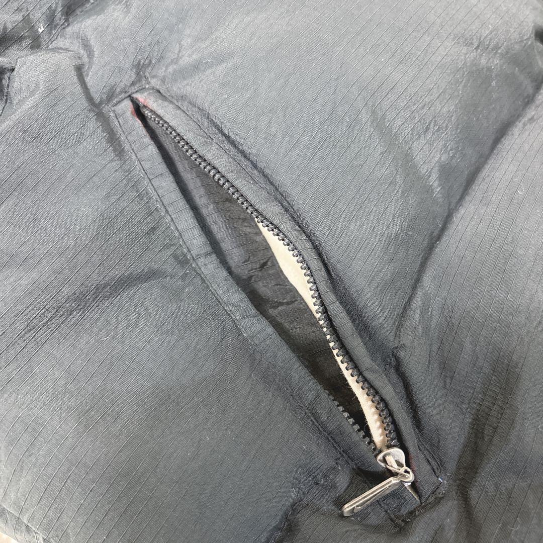 NIKE ACG ダウンジャケット　ベスト　105 大きい　刺繍ロゴ　黒