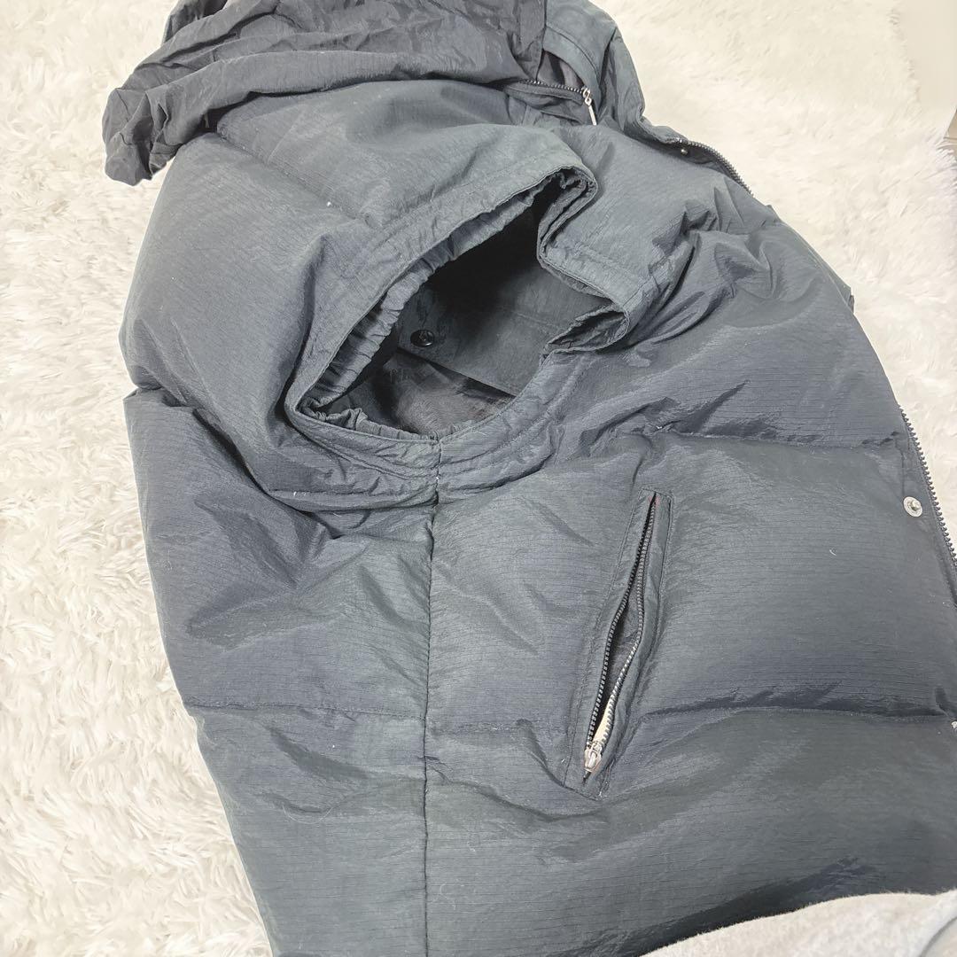 NIKE ACG ダウンジャケット　ベスト　105 大きい　刺繍ロゴ　黒