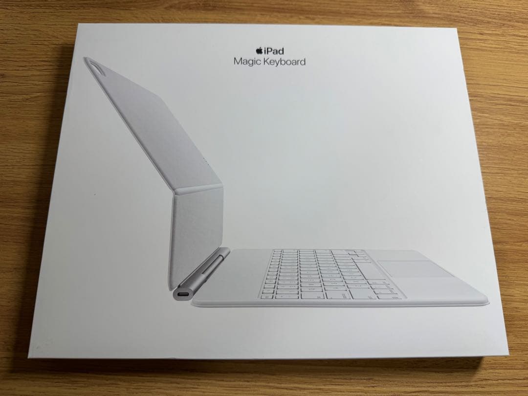 iPad Magic Keyboard 13インチ