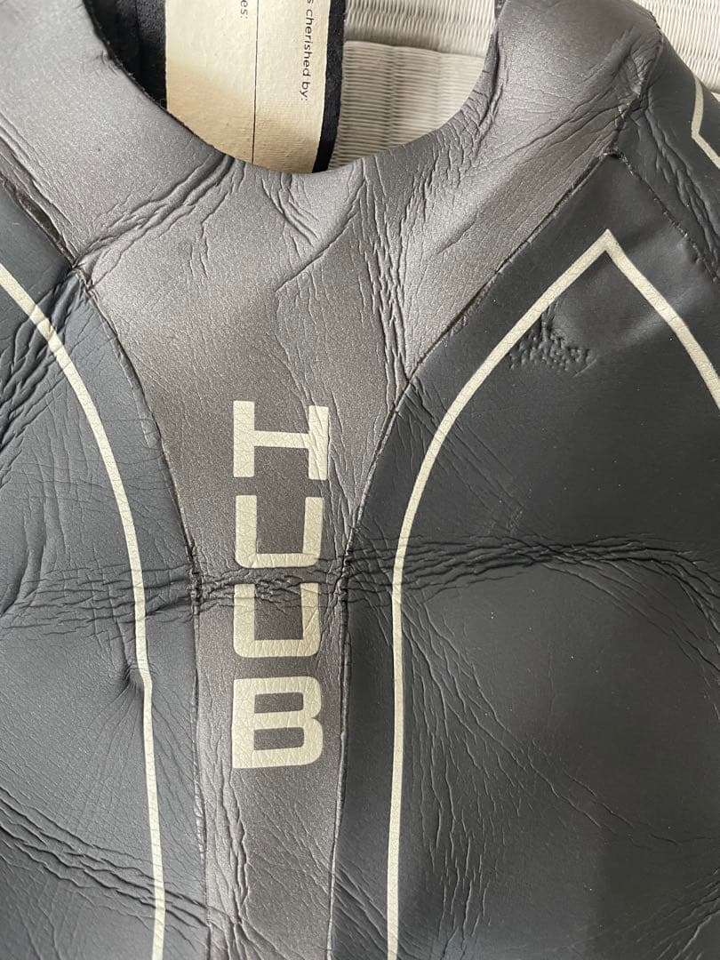 おとひと HUUB ウェットスーツ ML ブラック/レッド