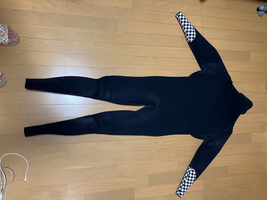 ウェットスーツセミドライ（5ミリ×3ミリ）国産フルオーダー HIRUKAWA