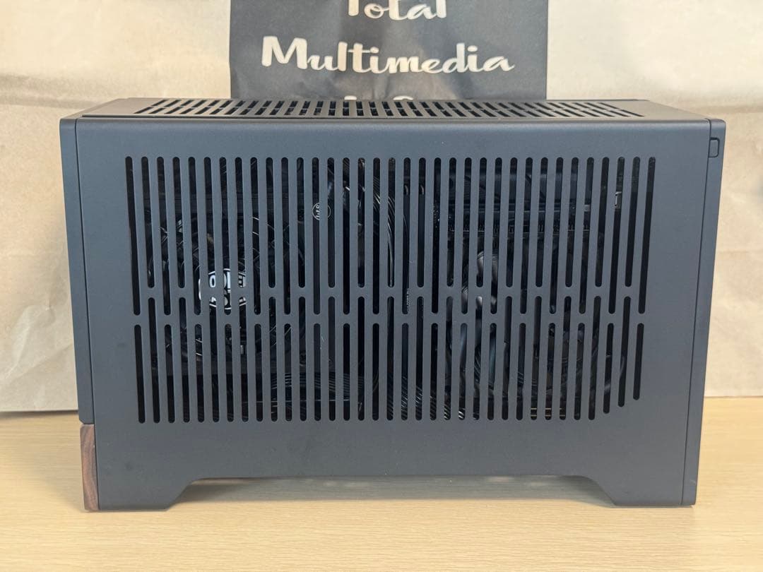 ゲーミングPC Ryzen 7 8700G + RX 7700 XT