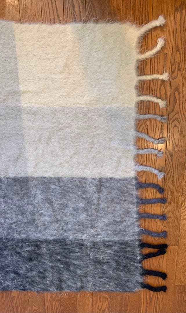 希少エルメス.大判モヘアブランケット・ 北欧織物作家レーナレヴェルとのコラボ