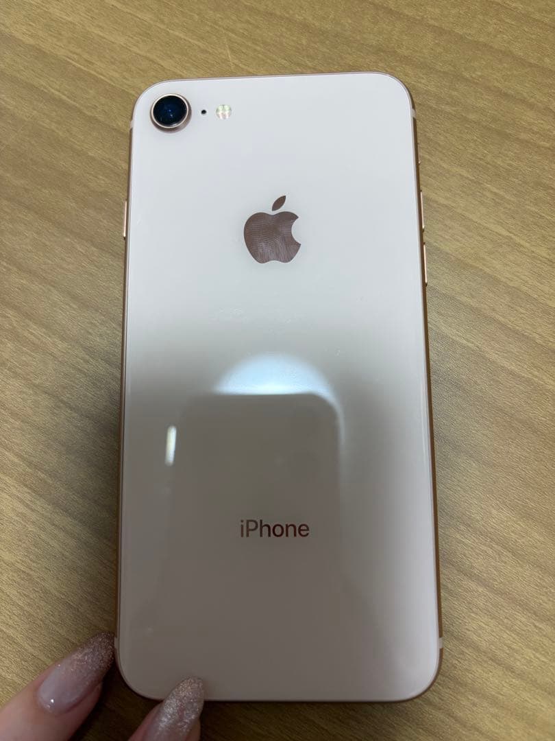 スマートフォン本体 iPhone8 64GB