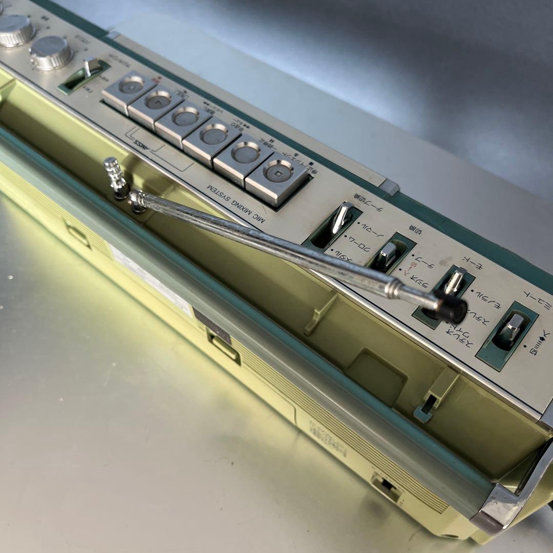 昭和レトロ　ステレオラジカセ　サンヨー　MR-U4SX