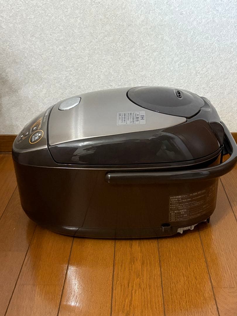 新品　ZOJIRUSHI NW-VC18-TA IH炊飯1升炊