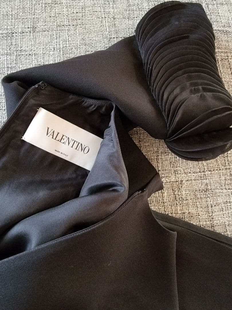 ヴァレンチノシフォントリムワンピース38