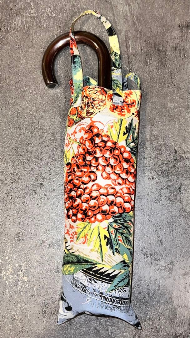 【未使用／タグ付き】 manipuriマニプリ折りたたみ傘/晴雨兼用ボタニカル柄