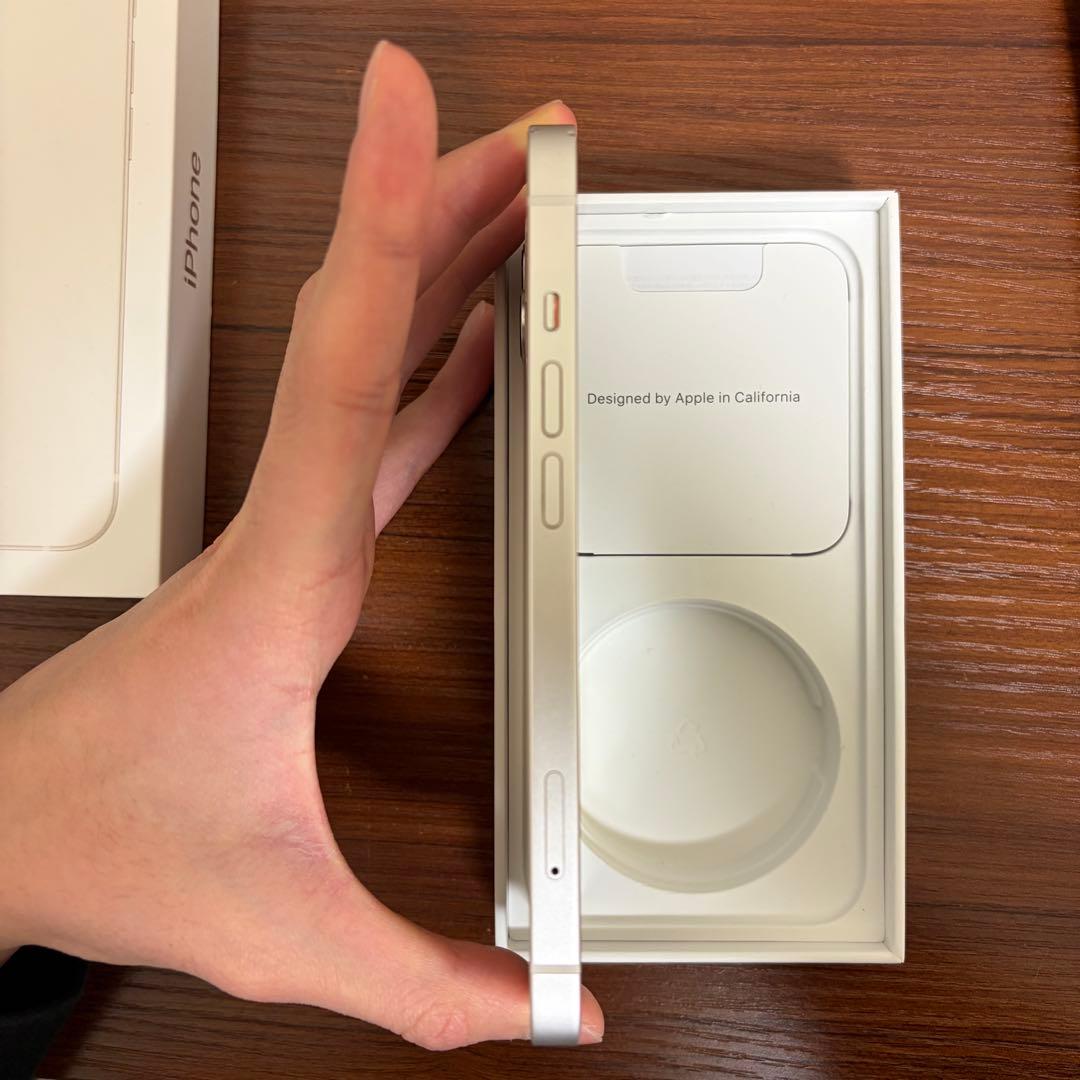 iPhone13 256gb simフリー　スターライト