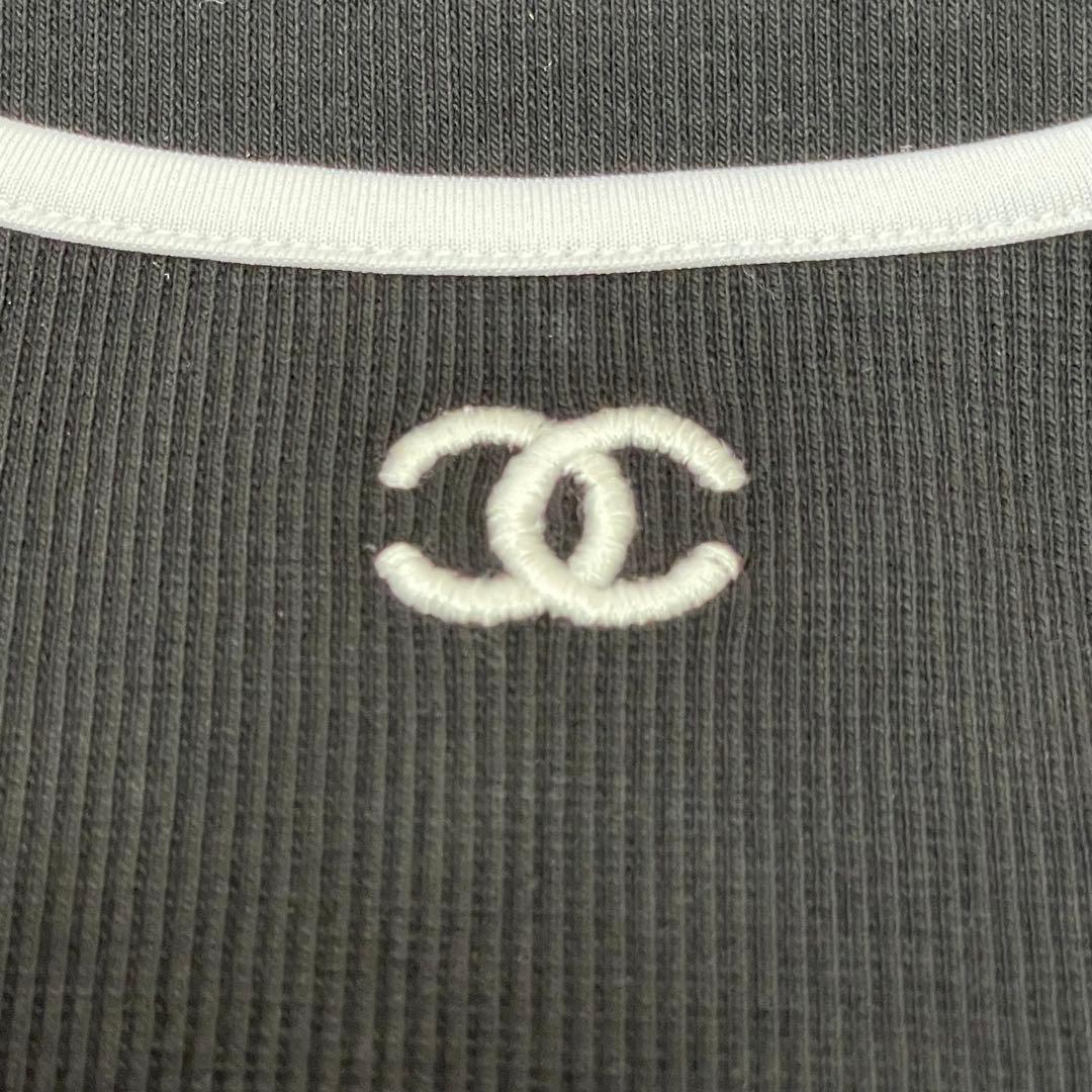 美品 シャネル ココマーク クロップド丈 半袖 カットソー Tシャツ 黒 S