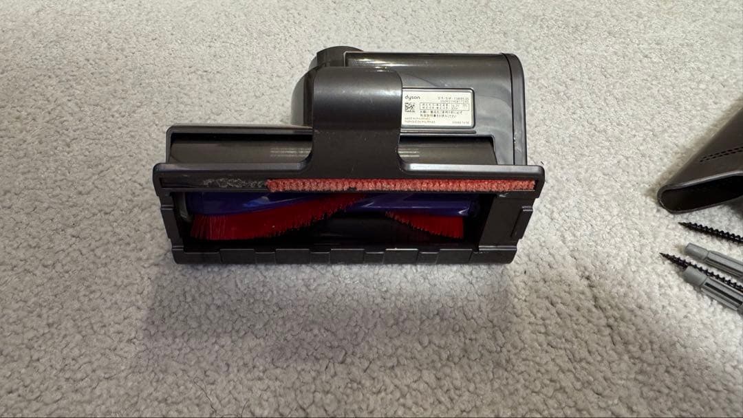 ダイソン Dyson V10 Fluffy コードレス サイクロン SV12