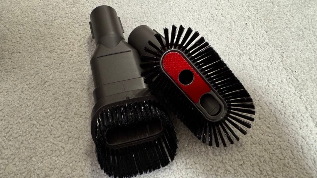 ダイソン Dyson V10 Fluffy コードレス サイクロン SV12