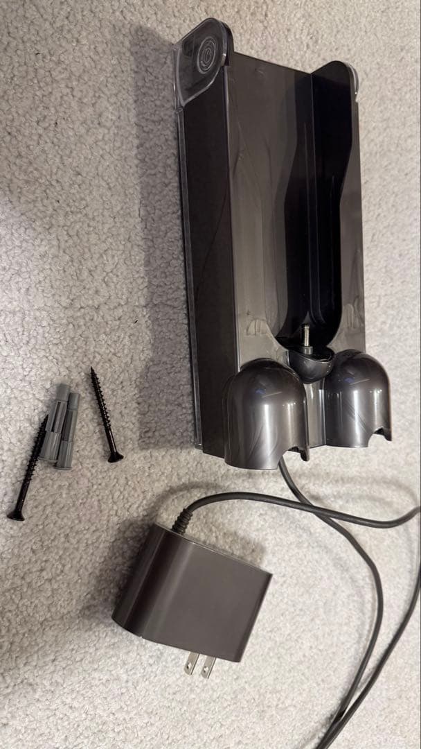 ダイソン Dyson V10 Fluffy コードレス サイクロン SV12