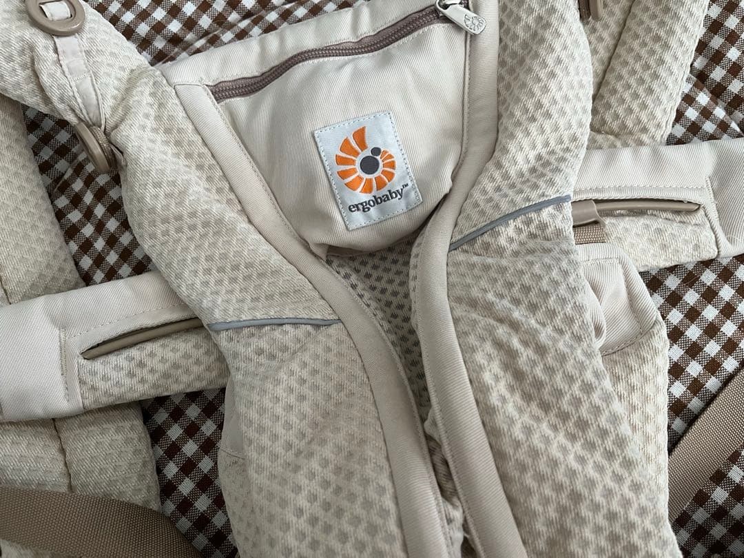 エルゴベビー　抱っこ紐 OMNI BREEZE