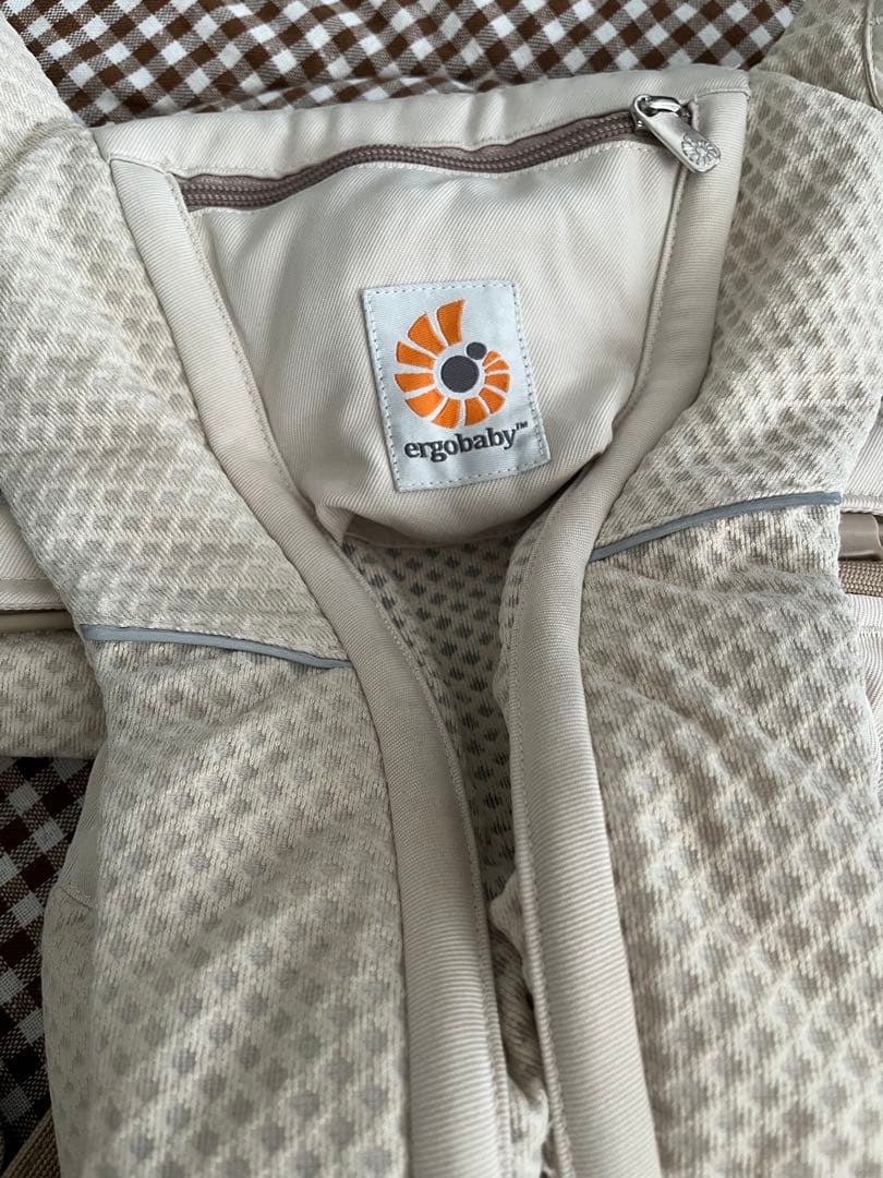 エルゴベビー　抱っこ紐 OMNI BREEZE