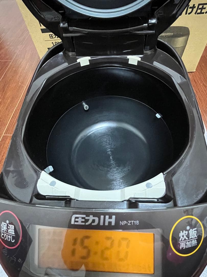 【象印】圧力ＩＨ炊飯器ＮＰ－ＺＴ１８型(一升炊き)