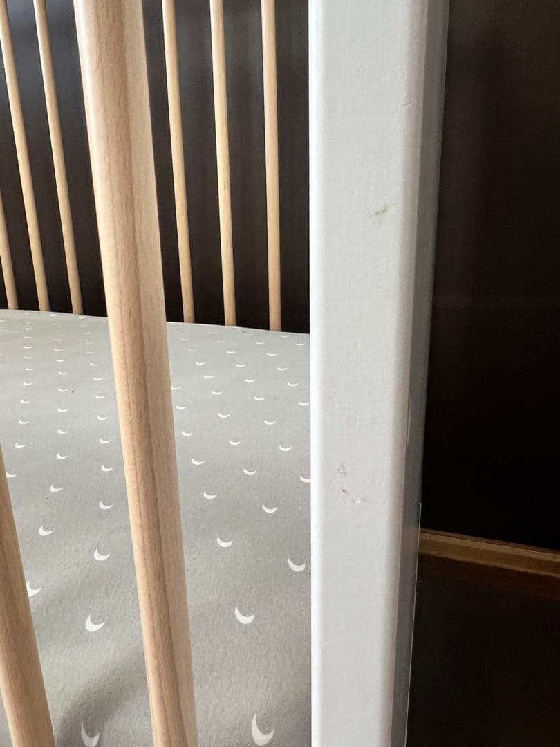 IKEA MYLLRA(ミルラ) ベビーベッド（マットレス付き）