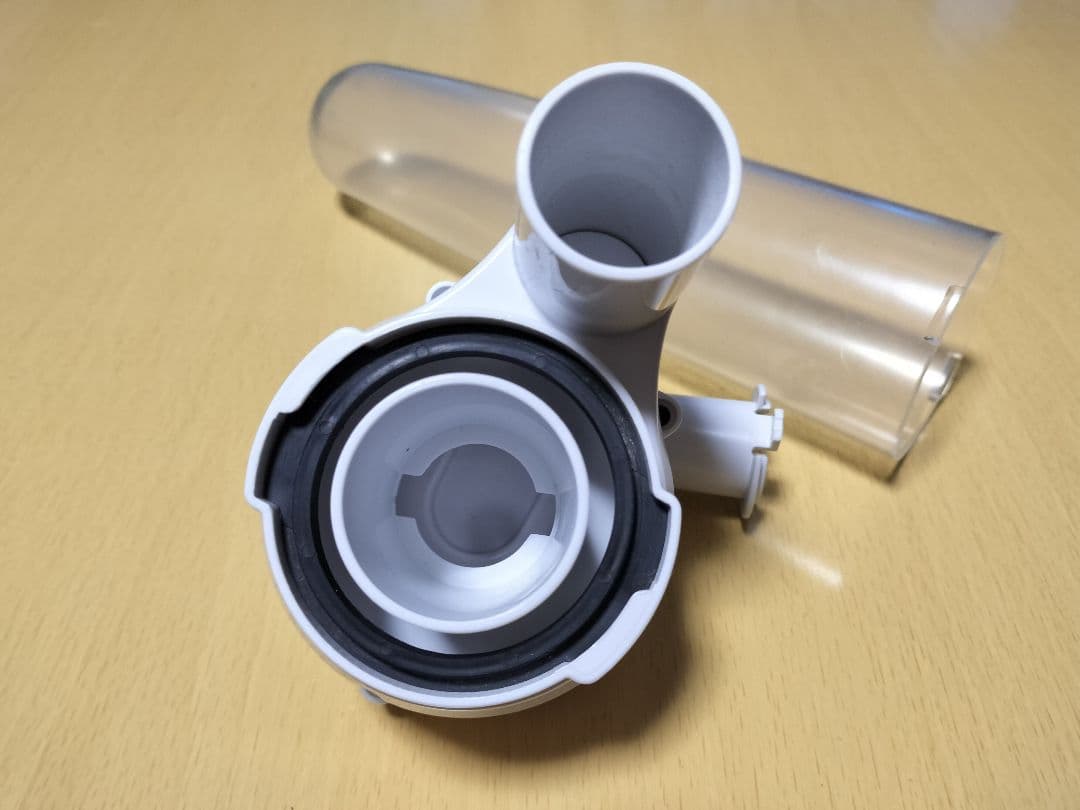 マキタ14.4V充電式クリーナCL142FD バッテリー、急速充電器、サイクロン