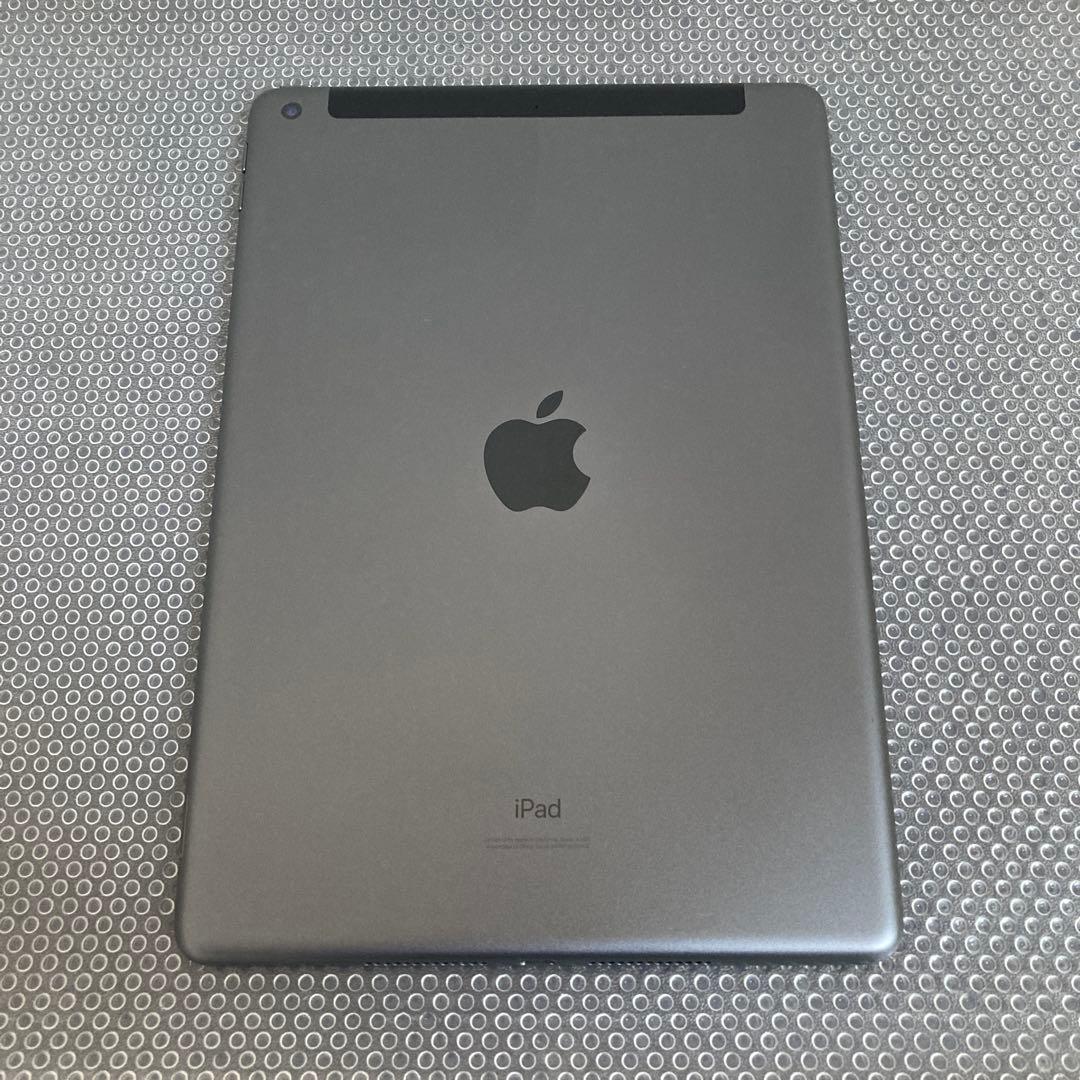 3659【早い者勝ち】電池最良好☆iPad8 第8世代 32GB SIMフリー☆