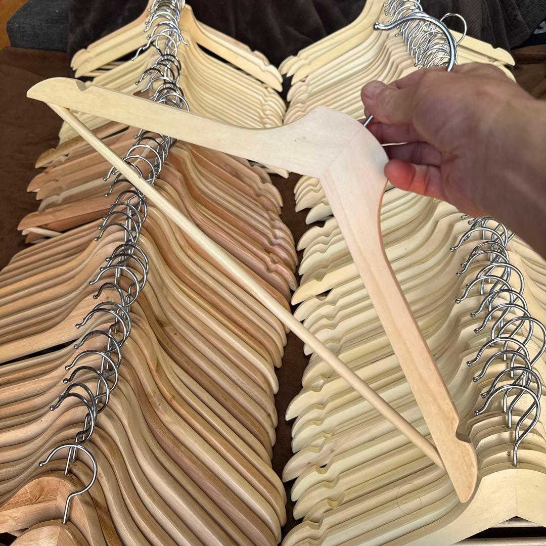 IKEA 木製 ハンガー114本