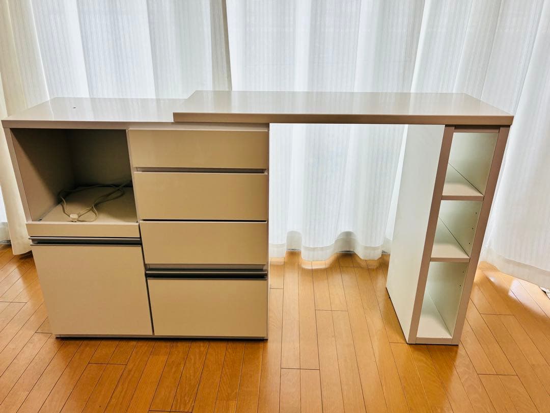 ニトリ 伸縮できるカウンターキッチンボード 伸縮幅 105-160cm