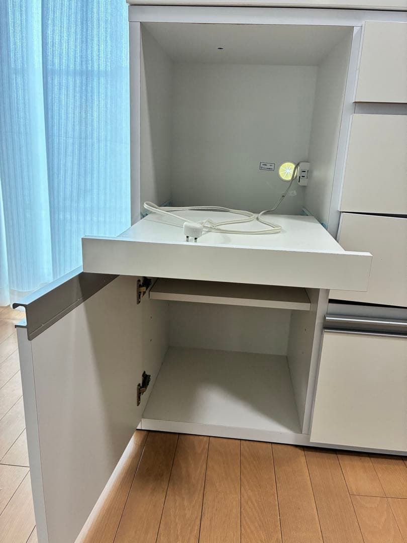 ニトリ 伸縮できるカウンターキッチンボード 伸縮幅 105-160cm