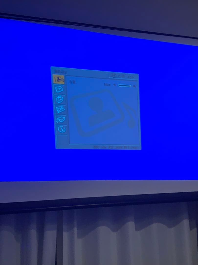 Sonyプロジェクター\"Cineza\" VPL-HS10